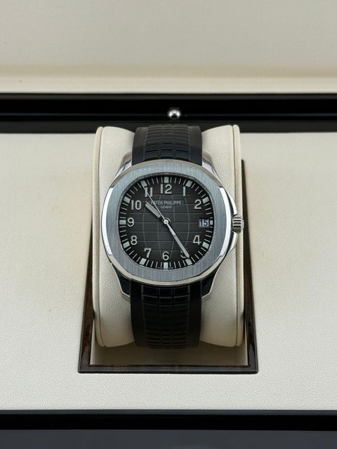 Patek Philippe Aquanaut 5167A-001 Image 2